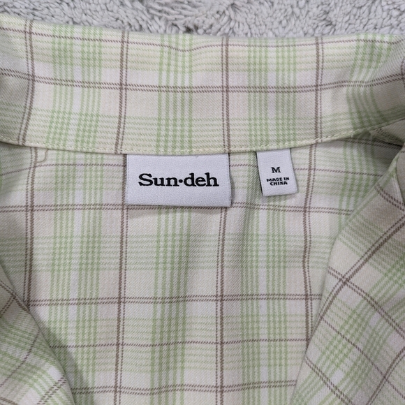 Aritzia Sunday Best Shirt Women's M Green Plaid Tuesday Crop Button Notch Collar - Picture 3 of 8